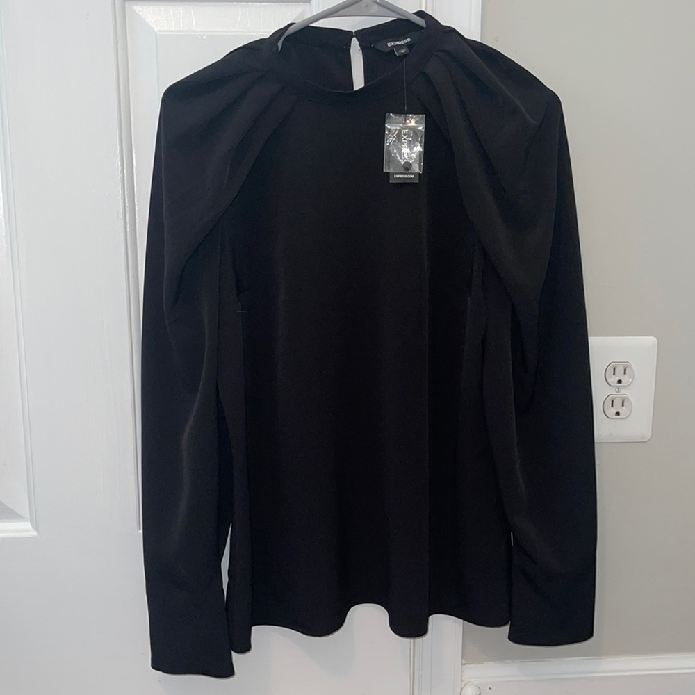 NEW Express Top - Medium